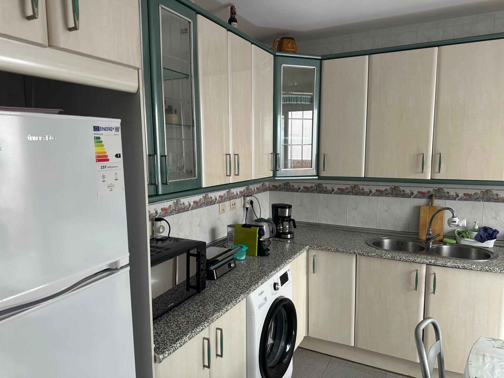 Almeria Centro Habitacion Privada En Apartamento Compartido Ngoại thất bức ảnh