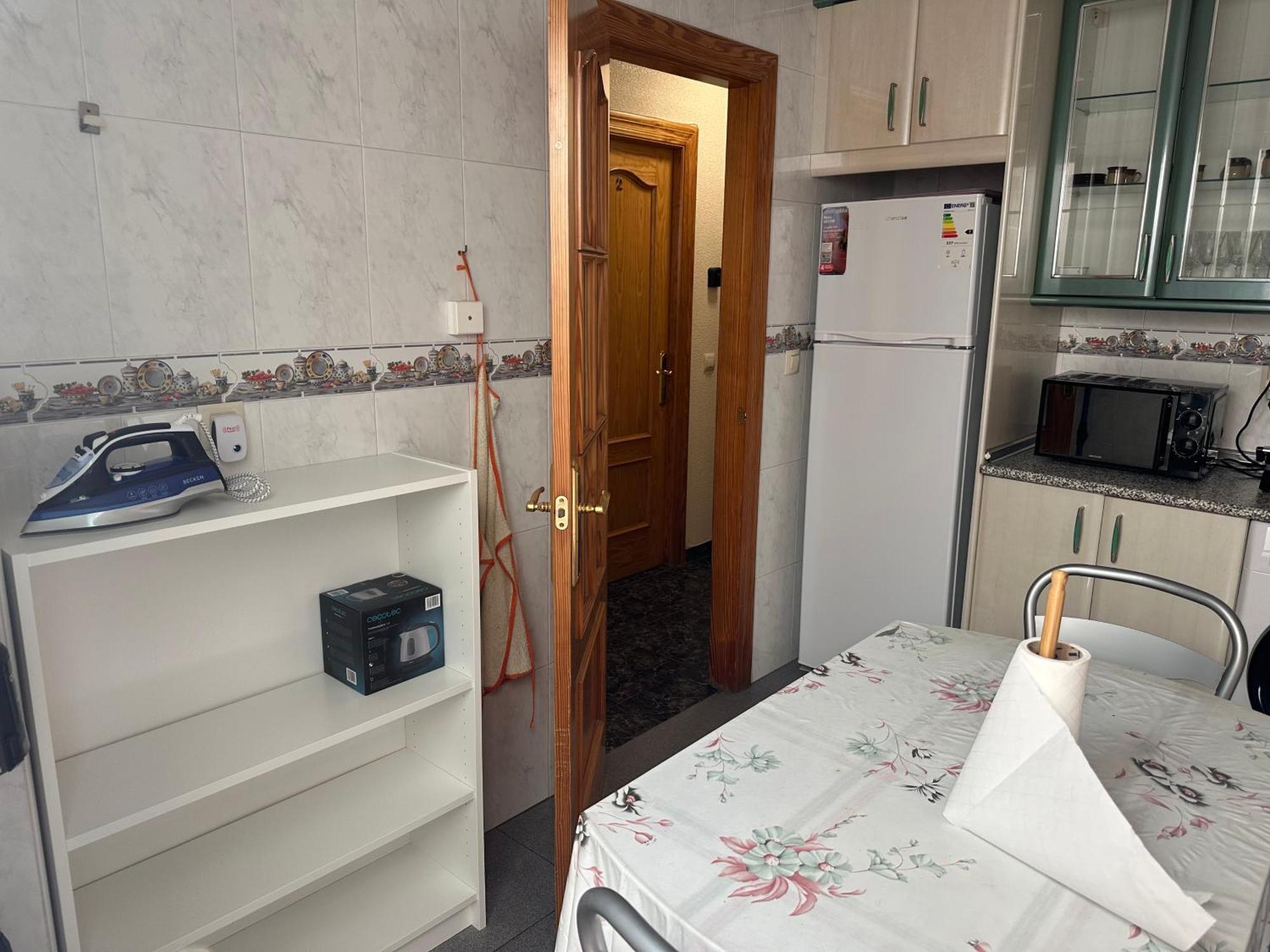 Almeria Centro Habitacion Privada En Apartamento Compartido Ngoại thất bức ảnh