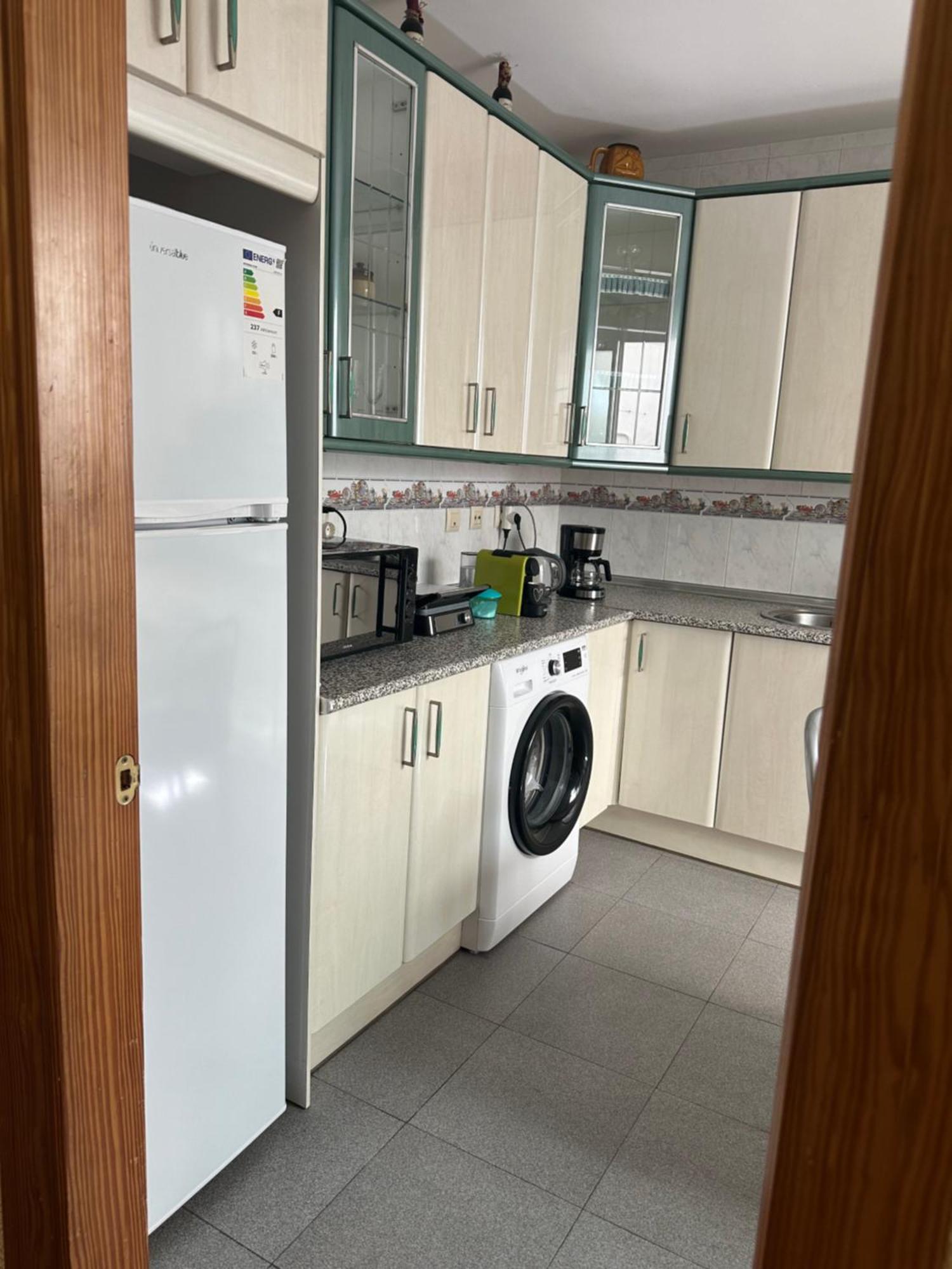 Almeria Centro Habitacion Privada En Apartamento Compartido Ngoại thất bức ảnh