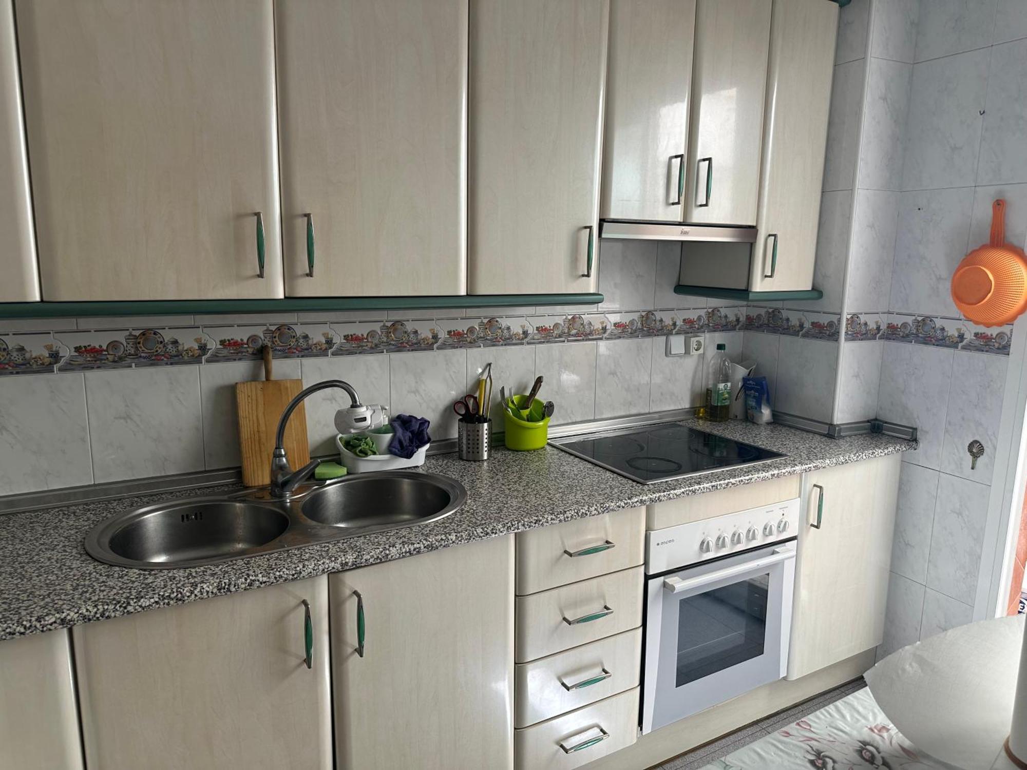 Almeria Centro Habitacion Privada En Apartamento Compartido Ngoại thất bức ảnh