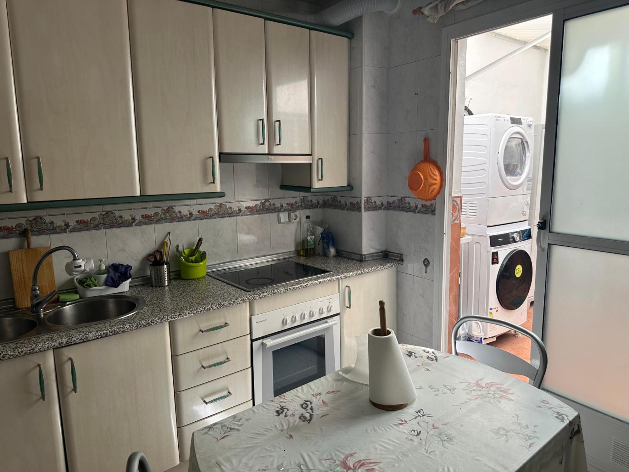 Almeria Centro Habitacion Privada En Apartamento Compartido Ngoại thất bức ảnh