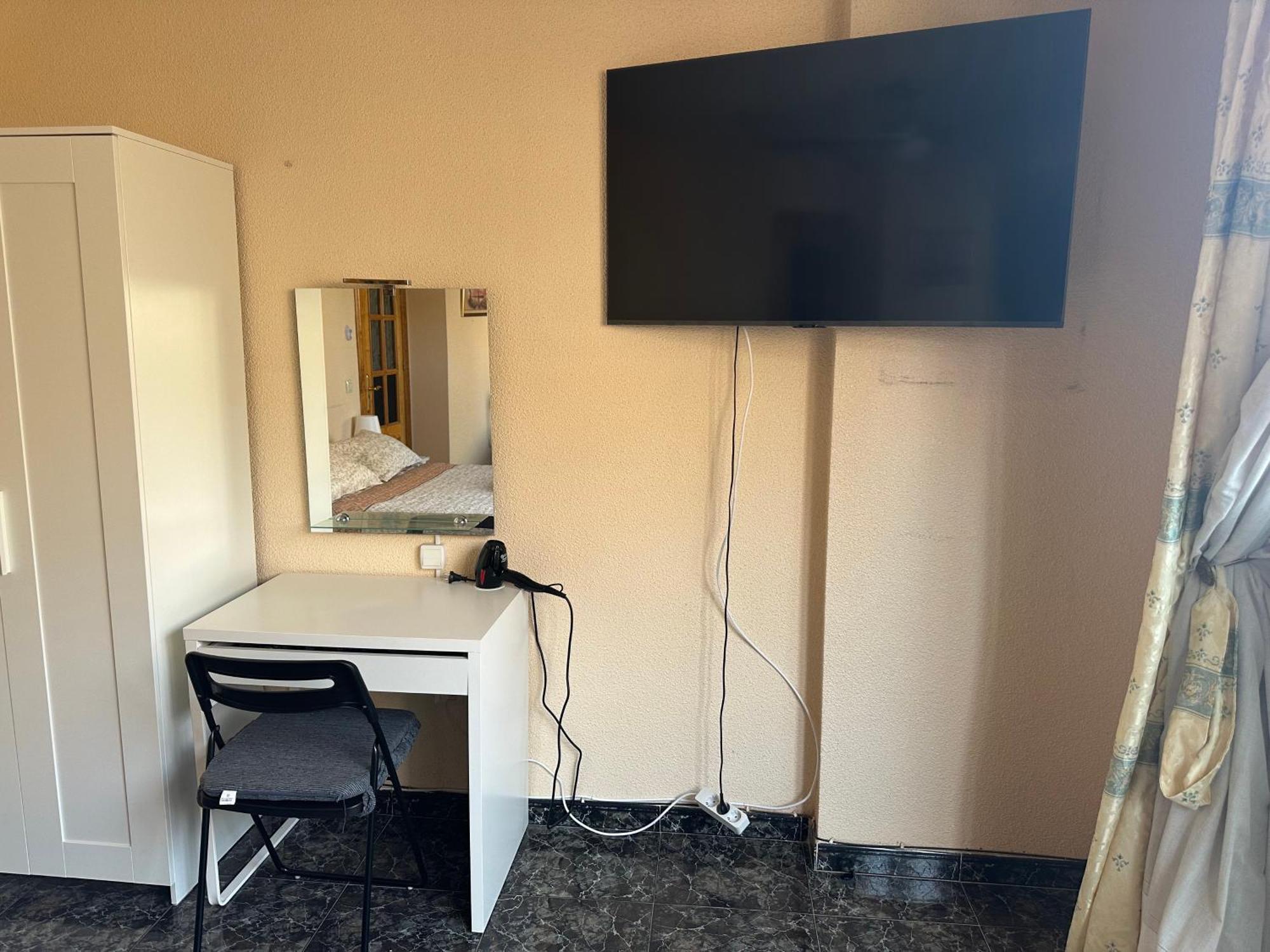Almeria Centro Habitacion Privada En Apartamento Compartido Ngoại thất bức ảnh