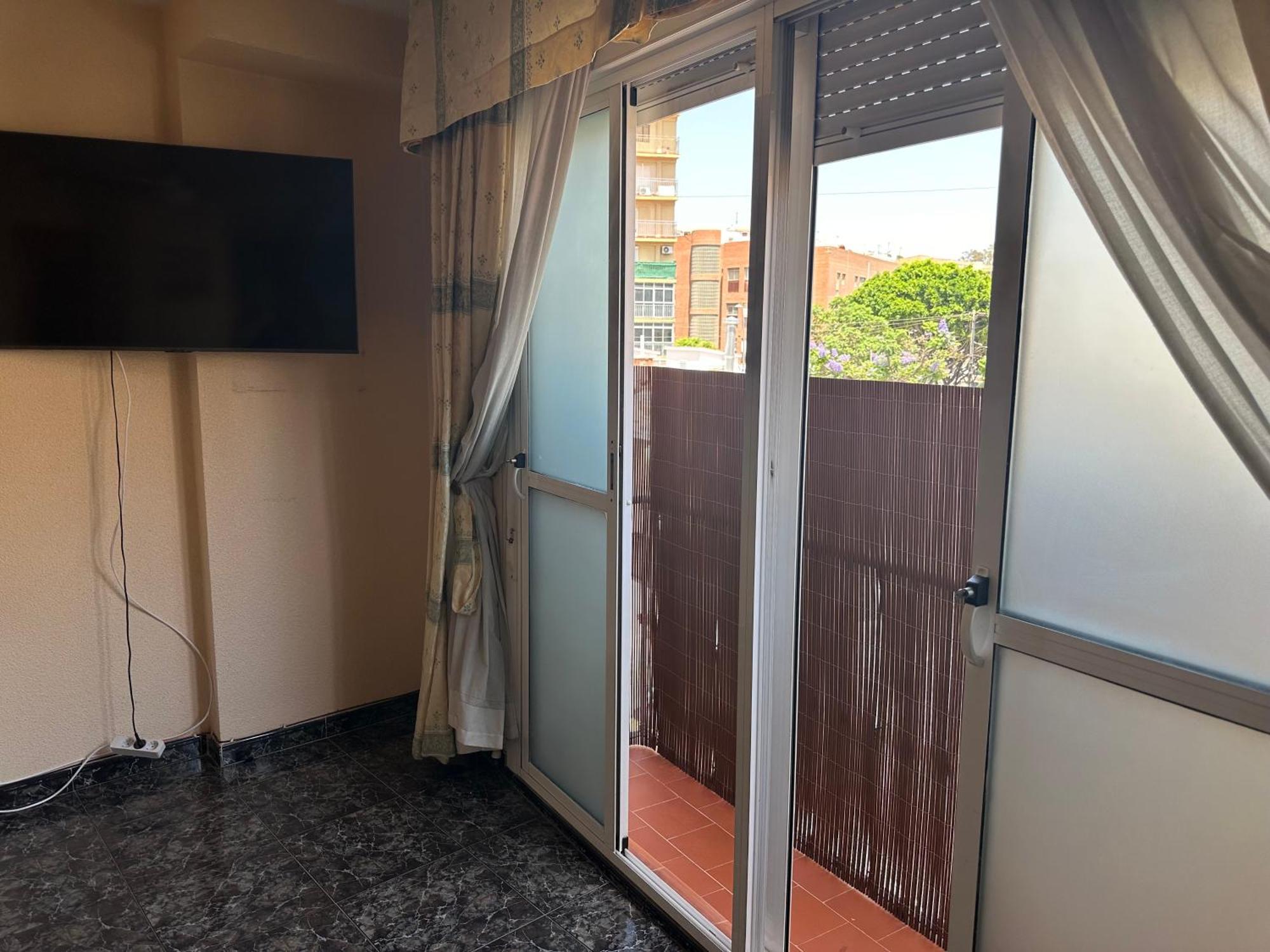Almeria Centro Habitacion Privada En Apartamento Compartido Ngoại thất bức ảnh