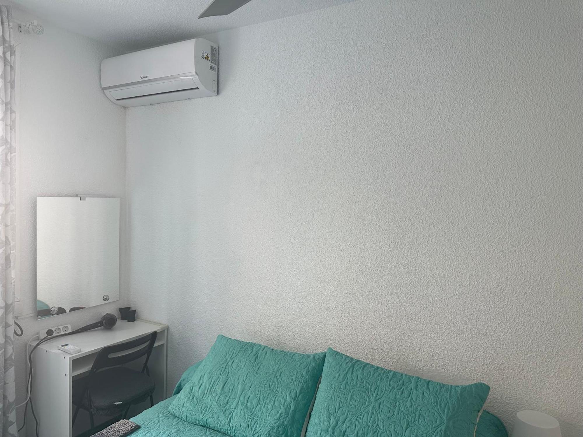 Almeria Centro Habitacion Privada En Apartamento Compartido Ngoại thất bức ảnh