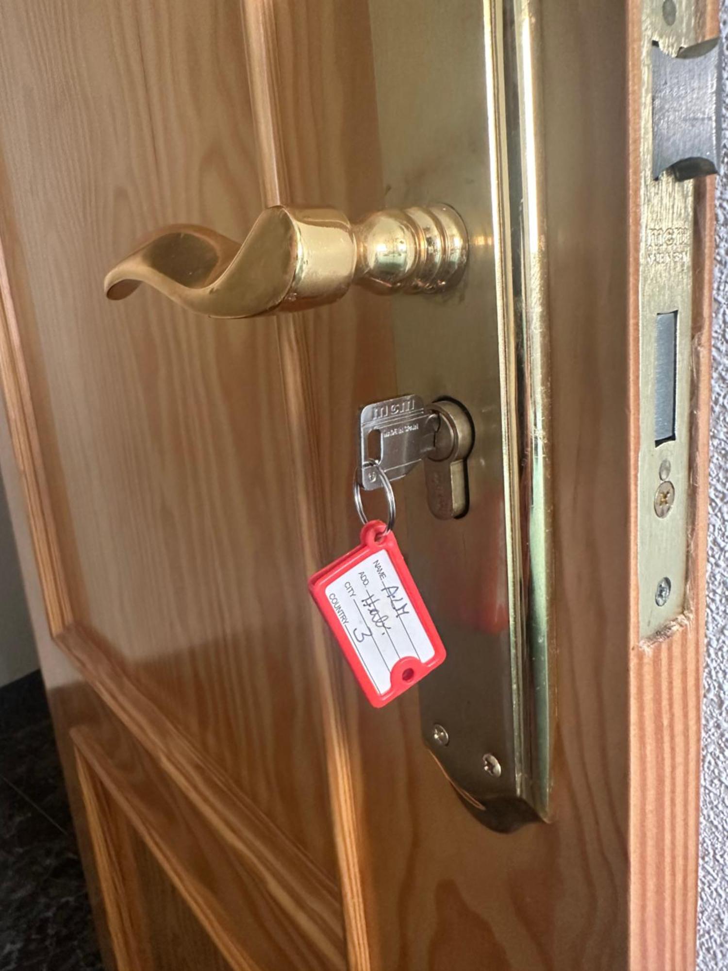 Almeria Centro Habitacion Privada En Apartamento Compartido Ngoại thất bức ảnh